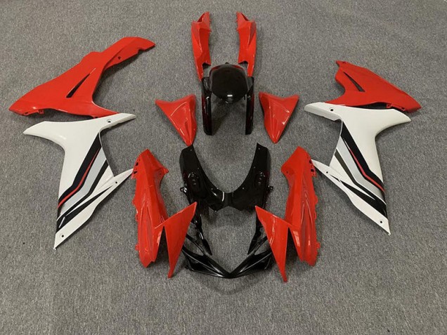 Rot & Glänzender Weißstil 11-24 GSXR 600-750 Motorrad Verkleidung